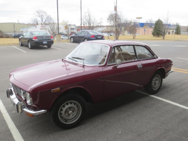 1974 Alfa romeo GTV 2000 1 owner 35,716 actual miles! Time Capsule. 1974 Alfa Romeo GTV
