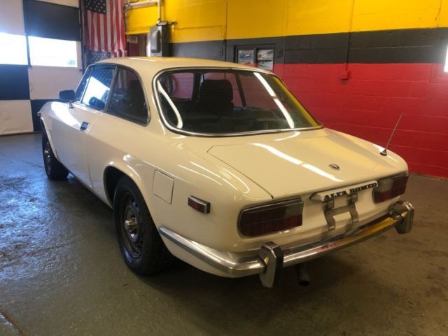 1974 Alfa Romeo GTV GTV 2000 Coupe - photo 10