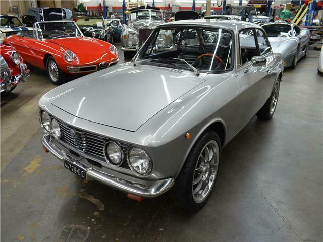 1974 Alfa Romeo GTV 2000 - photo 4