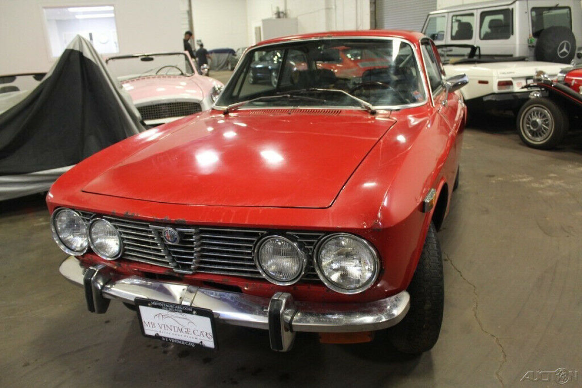 1974 Alfa Romeo GTV Coupe - photo 12