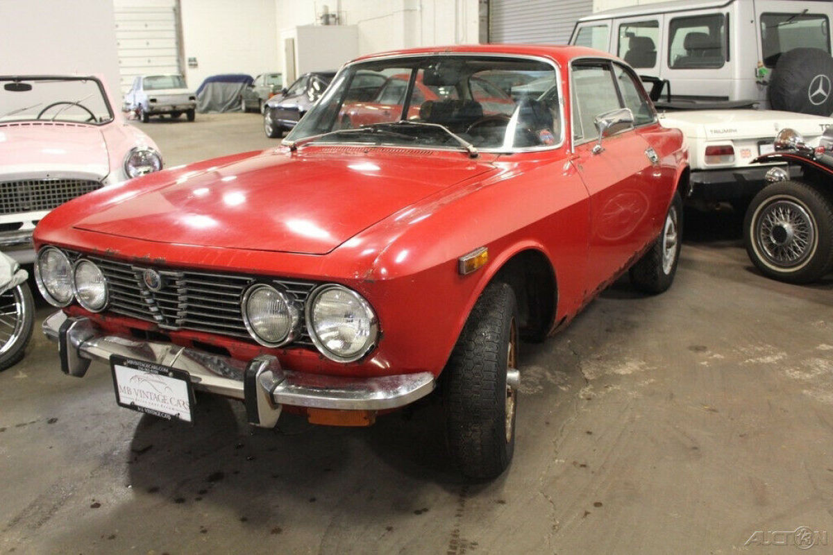 1974 Alfa Romeo GTV Coupe - photo 2