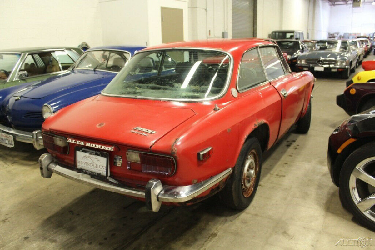 1974 Alfa Romeo GTV Coupe - photo 4