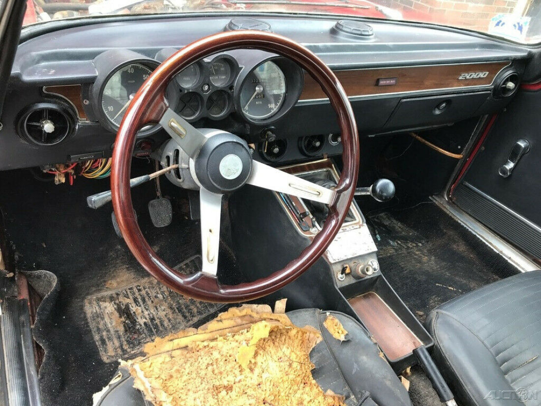 1974 Alfa Romeo GTV Coupe - photo 11