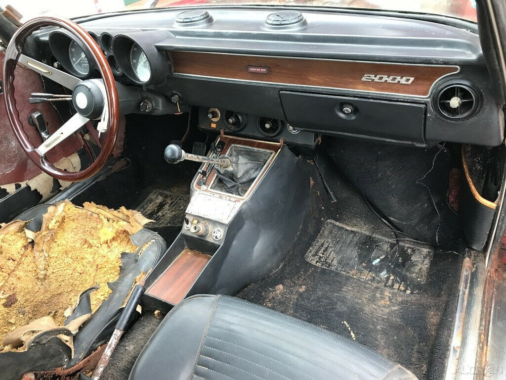 1974 Alfa Romeo GTV Coupe - photo 13