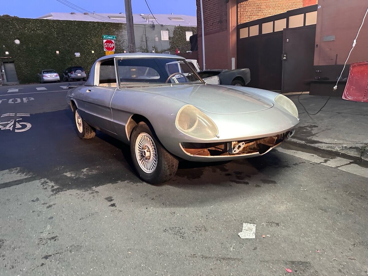 1974 Alfa Romeo Spider Grey RWD Manual 1974 Alfa Romeo Spider