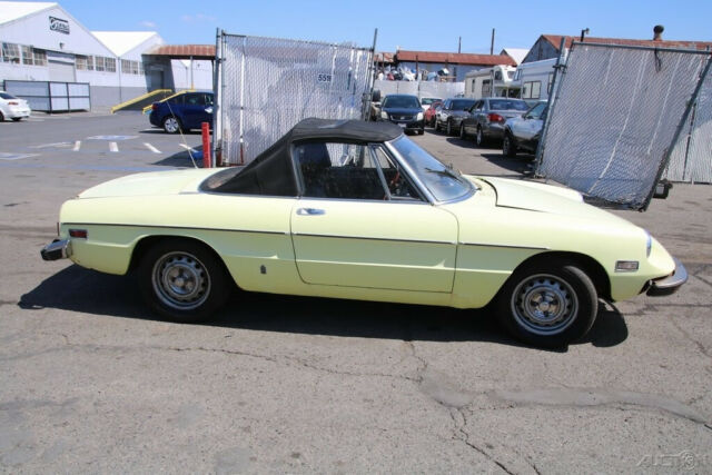 1974 Alfa Romeo Spider Iniezione - photo 2