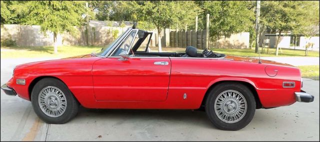 1974 Alfa Romeo Spider Veloce Convertible 2-Door - photo 3