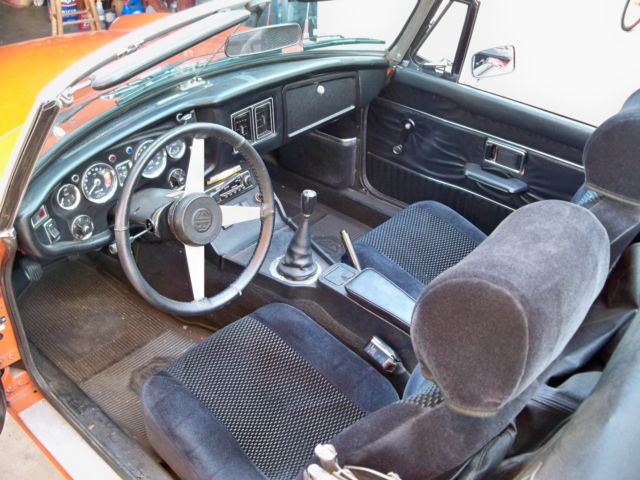 1974 MG MGB - photo 2