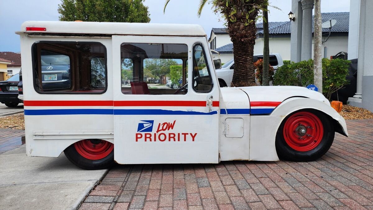 1974 Jeep DJ5 Mail Jeep "Low Priority" Inline 6 w/Turbo, Auto, Air Ride, RATROD - photo 2