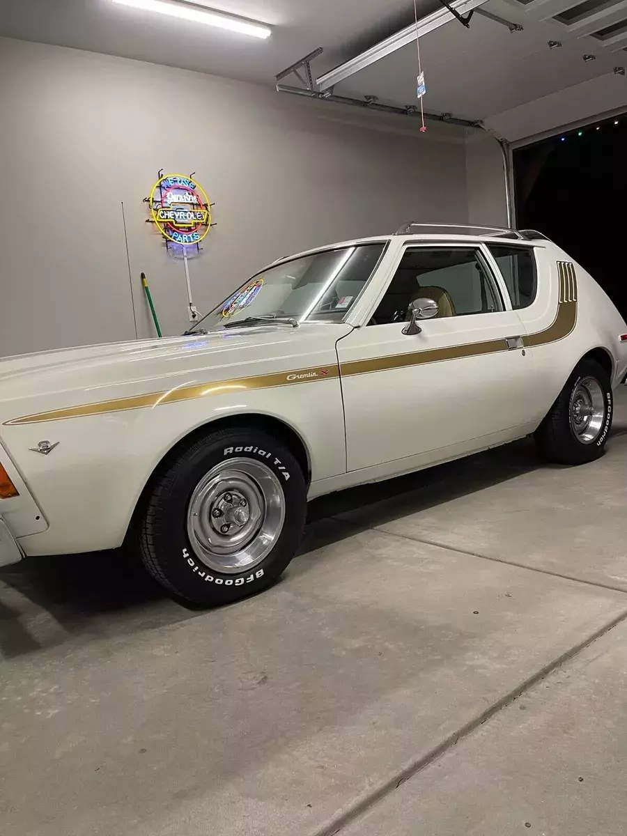 1974 AMC Gremlin White Grimlin X 1974 AMC Gremlin Grimlin X