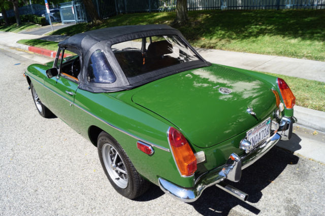 1974 MG MGB CHROME BUMPER RESTORED CAR! - photo 11
