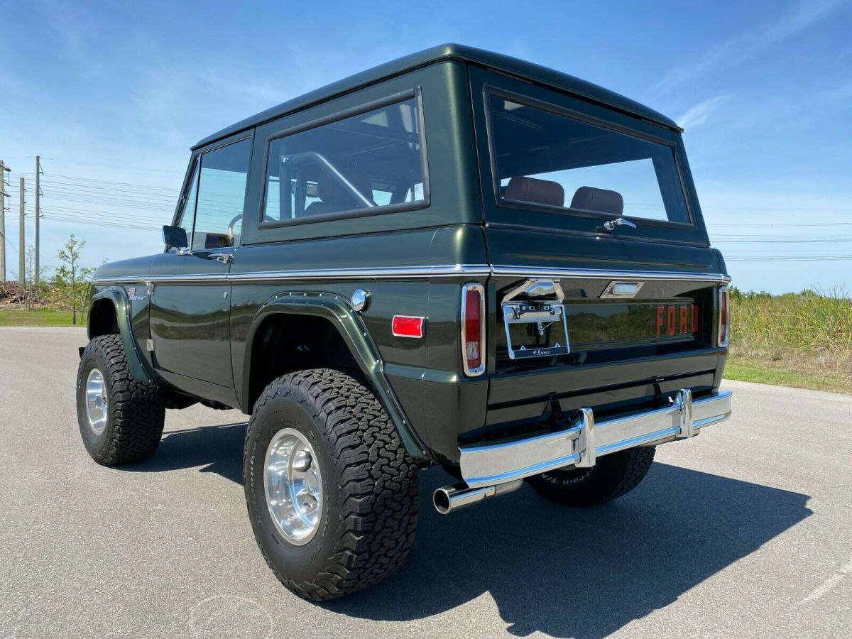 1974 Ford Bronco FULLY RESTORED NEWLY BUILT BRONCO WAGON - photo 11