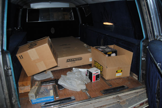 1974 Cadillac Fleetwood Superior Hearse - photo 13