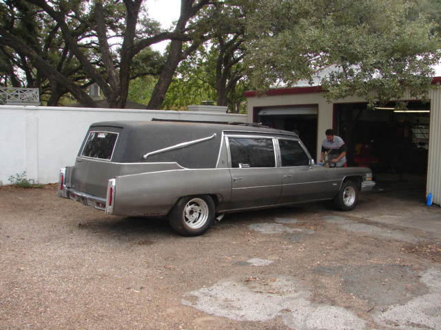 1974 Cadillac Fleetwood Superior Hearse - photo 5