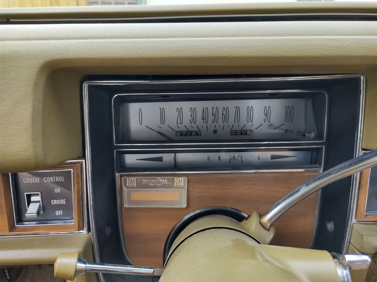 1974 Cadillac DeVille Sedan DeVille - photo 12