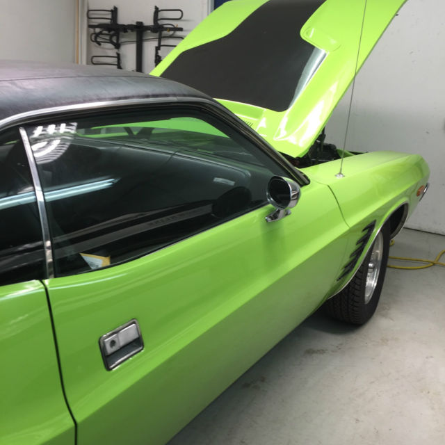 1974 Dodge Challenger - photo 2