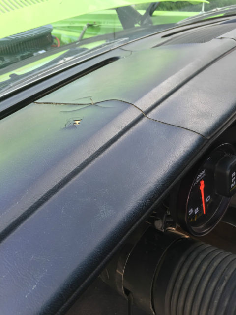 1974 Dodge Challenger - photo 3