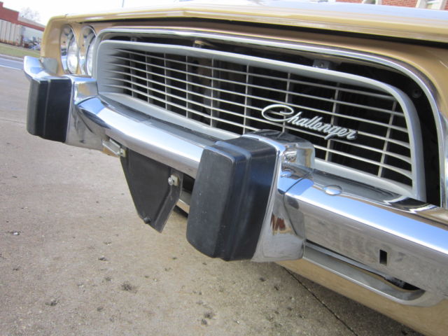 1974 Dodge Challenger - photo 13