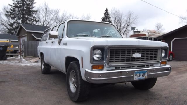 1974 Chevrolet Suburban - photo 3