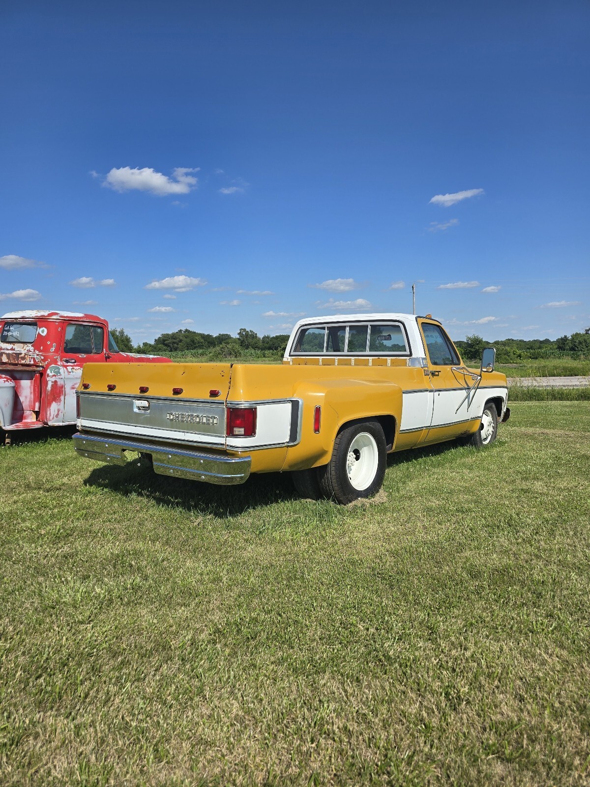 1974 Chevrolet C-10 Camper Special - photo 2