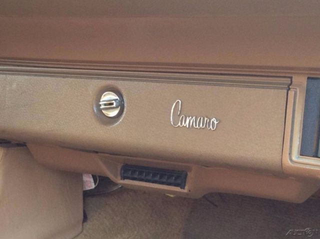 1974 Chevrolet Camaro Custom Body by Motion Speed in 1975, Original 350 Engine - photo 7