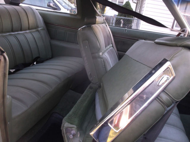 1974 Chevrolet Caprice Classic Coupe 2-Door - photo 11