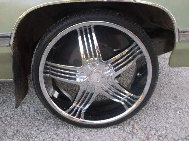 1974 Chevrolet Caprice Classic Coupe 2-Door - photo 5