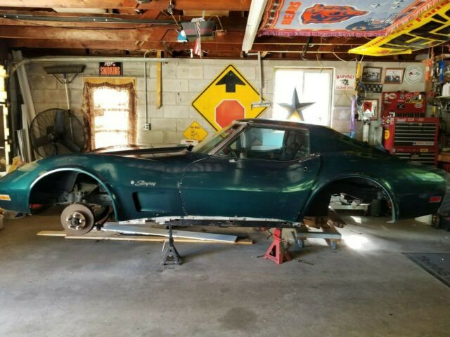 1974 Chevrolet Corvette 2D Coupe Chevy Vet Stingray - Nice project car EXTRAS 1974 Chevrolet Corvette