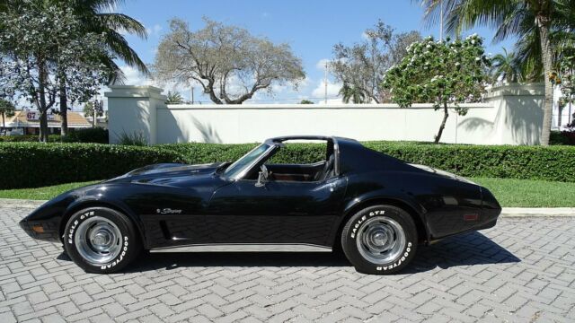 1974 Chevrolet Corvette COLLECTIBLE 454 - photo 3