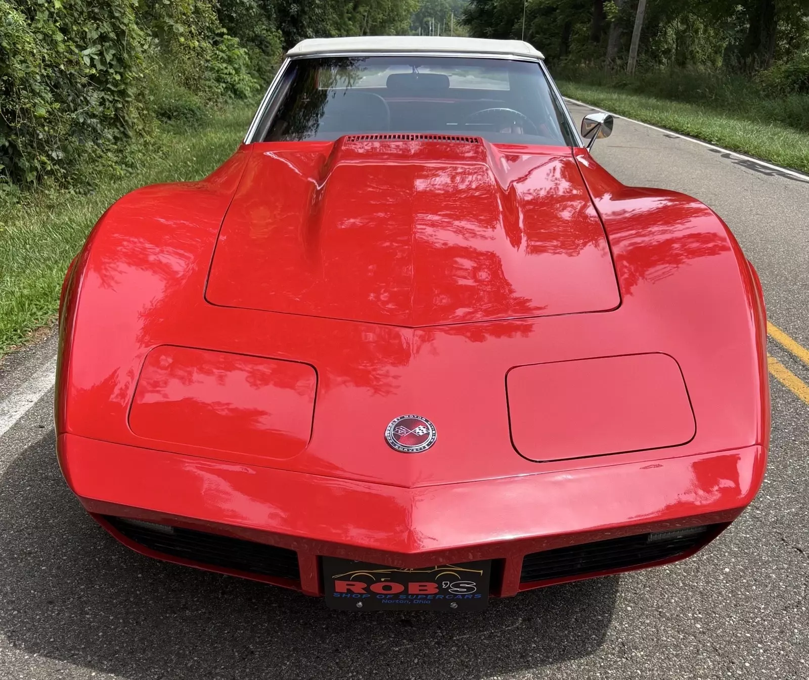 1974 Chevrolet Corvette Red with white top - photo 2