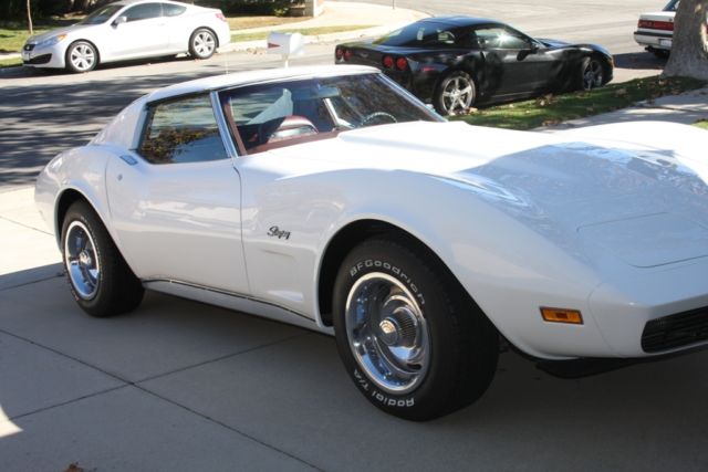 1974 Chevrolet Corvette Base Coupe 2-Door - photo 2