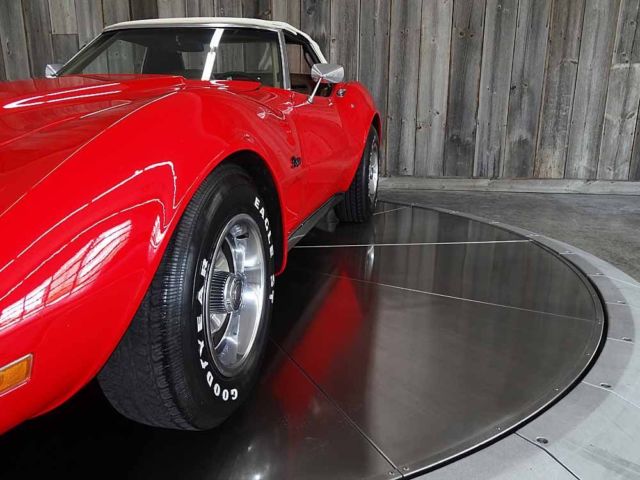 1974 Chevrolet Corvette Red/Tan V8 Auto, Fresh Paint, Drives Great! - photo 10