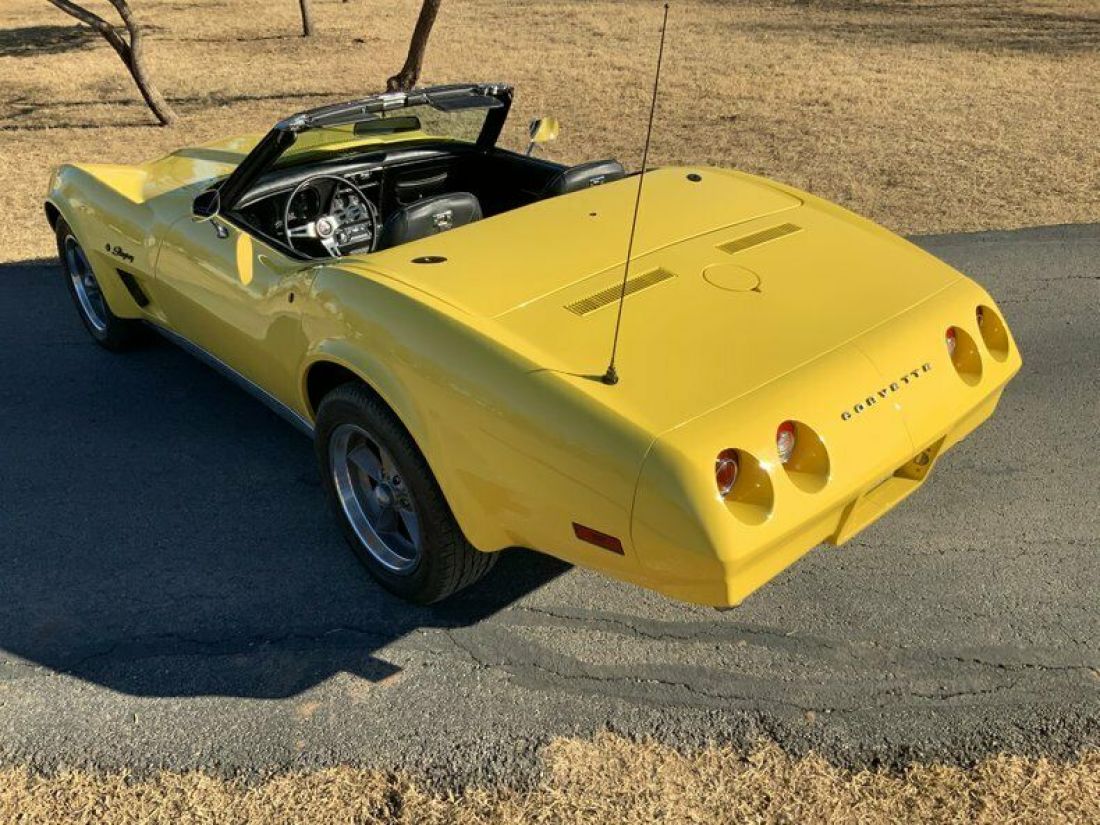 1974 Chevrolet Corvette Stingray Convertible - photo 4
