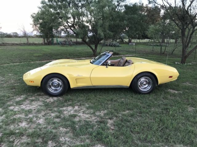 1974 Chevrolet Corvette Two top 4 speed AC 350 1 of only 5,474 convertible - photo 6