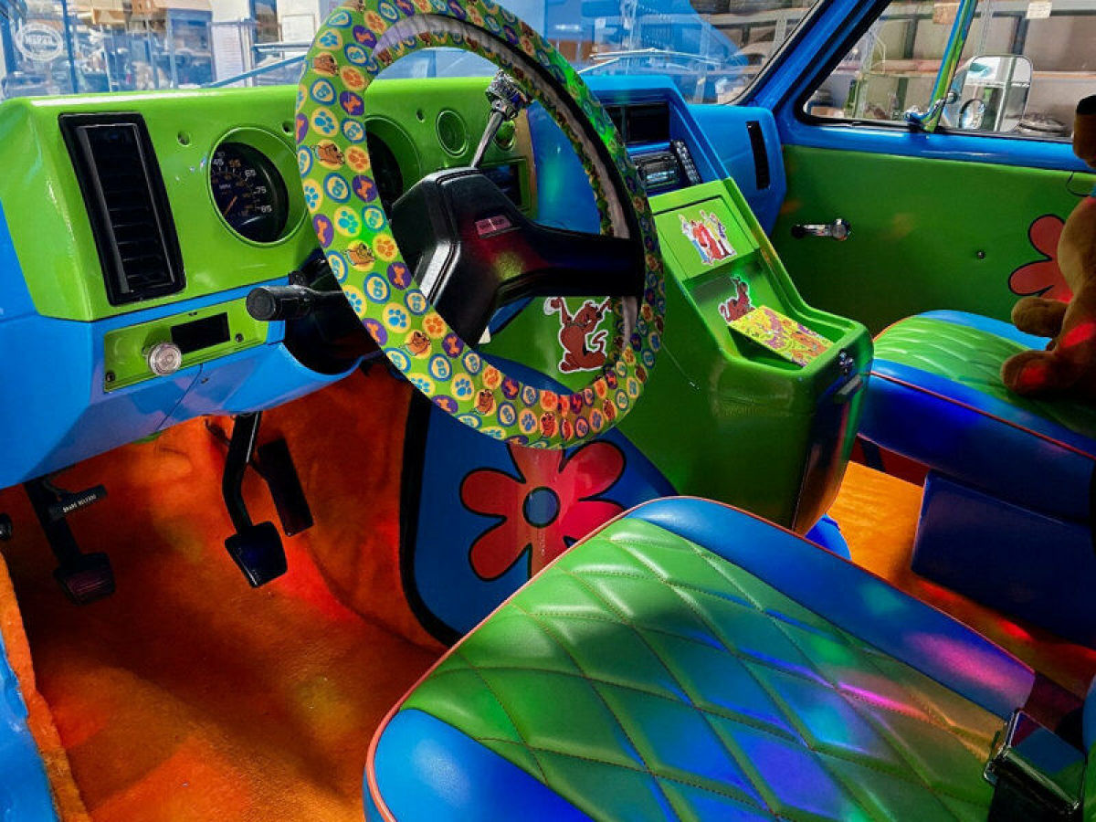 1974 Chevrolet G20 Van SCOOBY-DOO CUSTOM VAN - photo 7