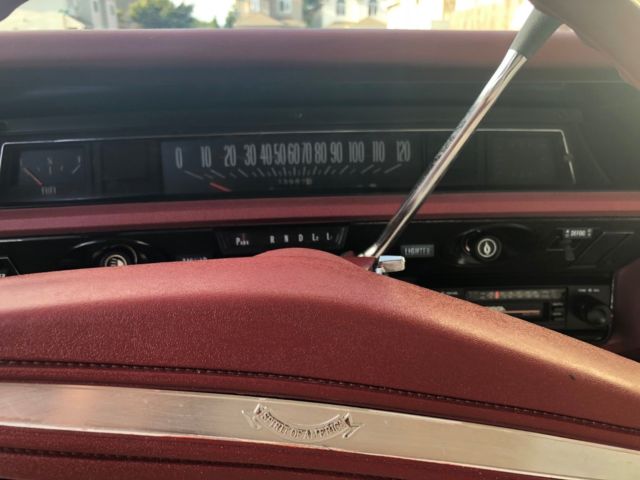 1974 Chevrolet Impala white/red - bicentennial - photo 9