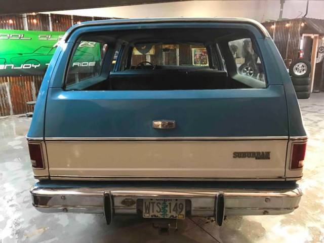 1974 Chevrolet Suburban Custom 4X4 - photo 5