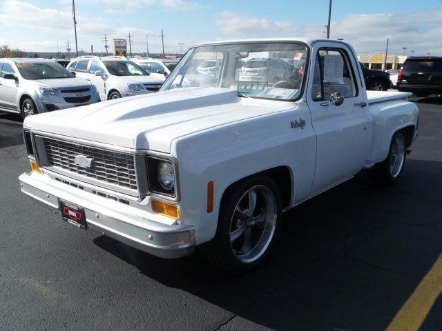 1974 Chevrolet C-10 Custom - photo 2