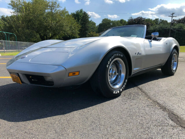 1974 Chevrolet Corvette - photo 2