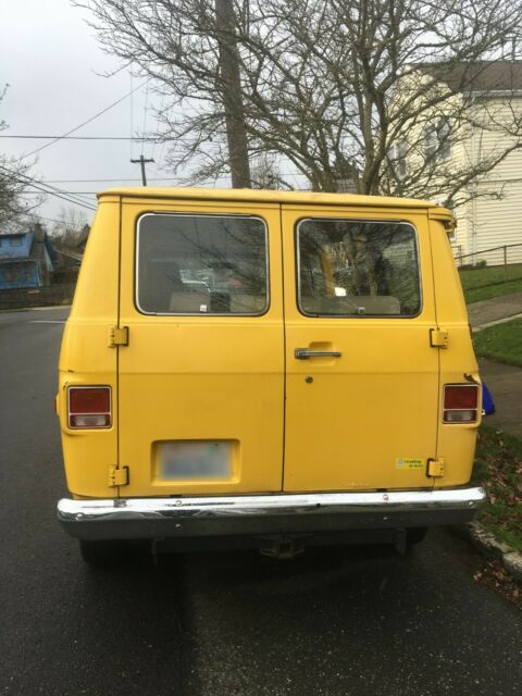 1974 Chevrolet G20 Van Shorty - photo 2