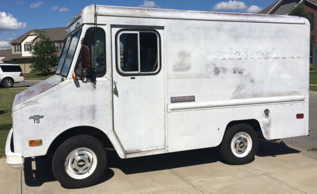 1974 Chevrolet P10 Van - photo 2