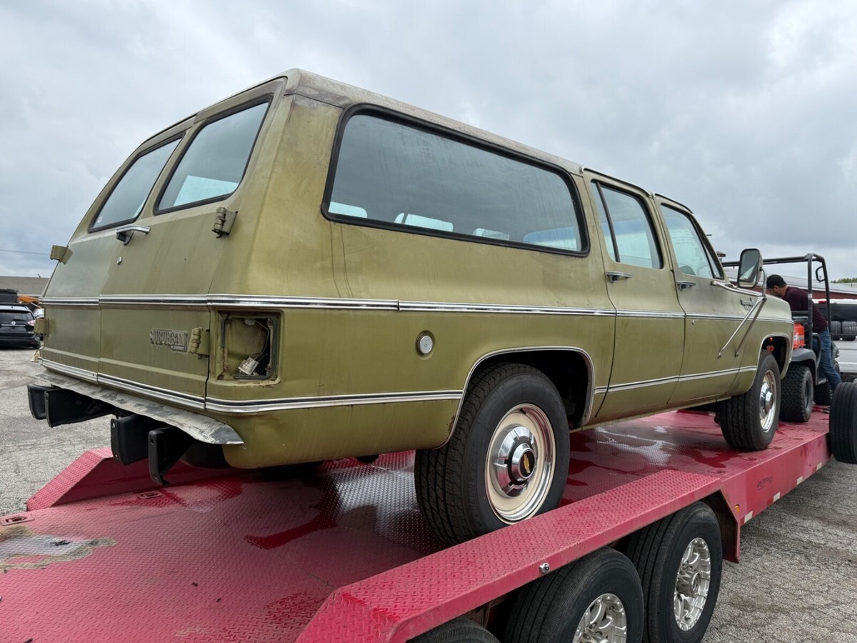 1974 Chevrolet Suburban - photo 3