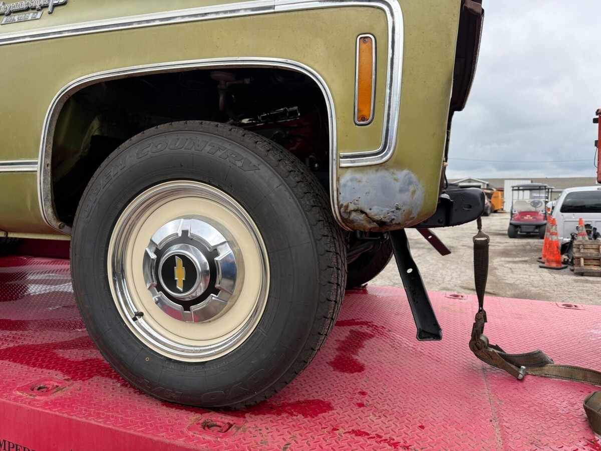 1974 Chevrolet Suburban - photo 6