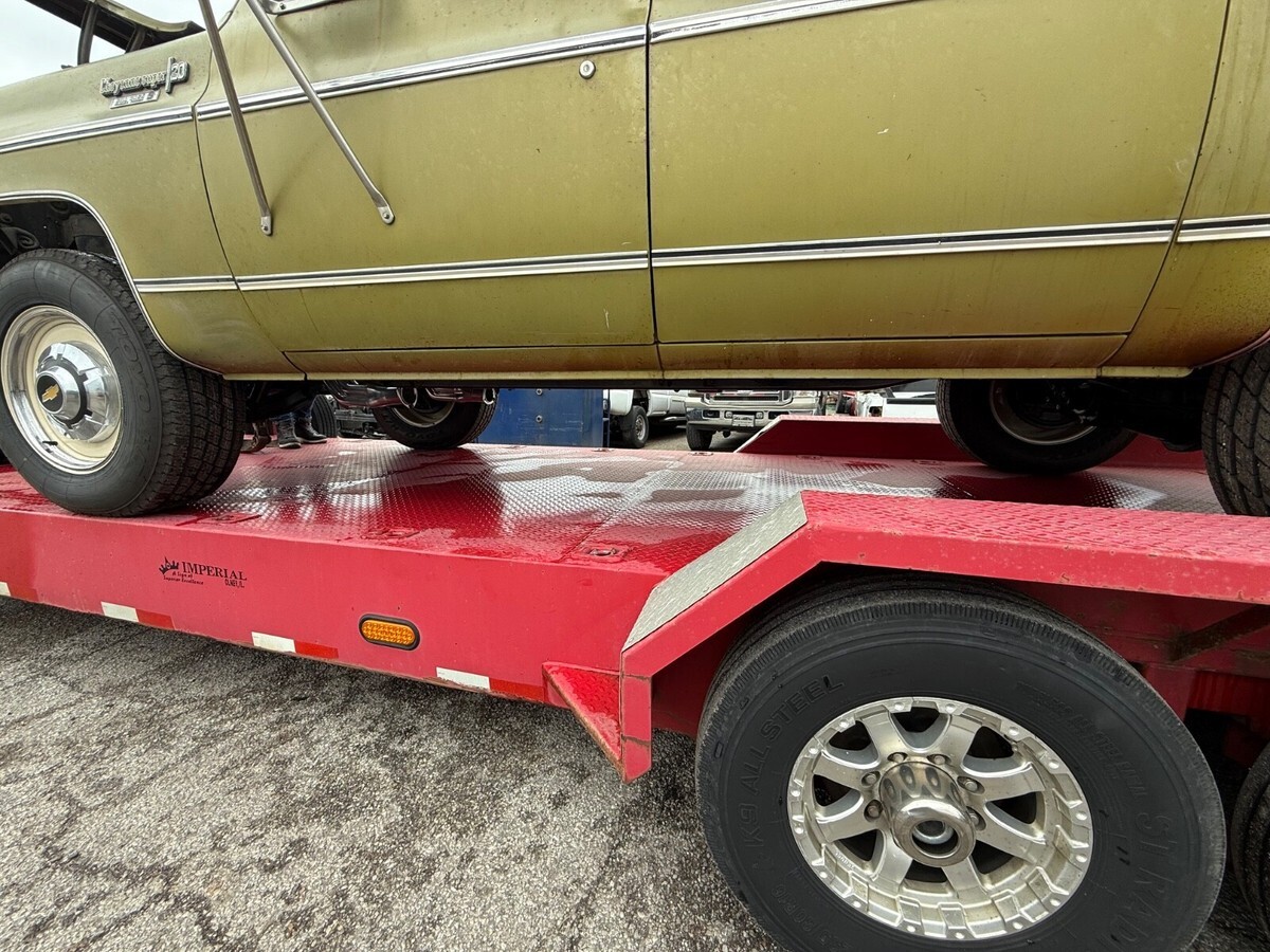 1974 Chevrolet Suburban - photo 8