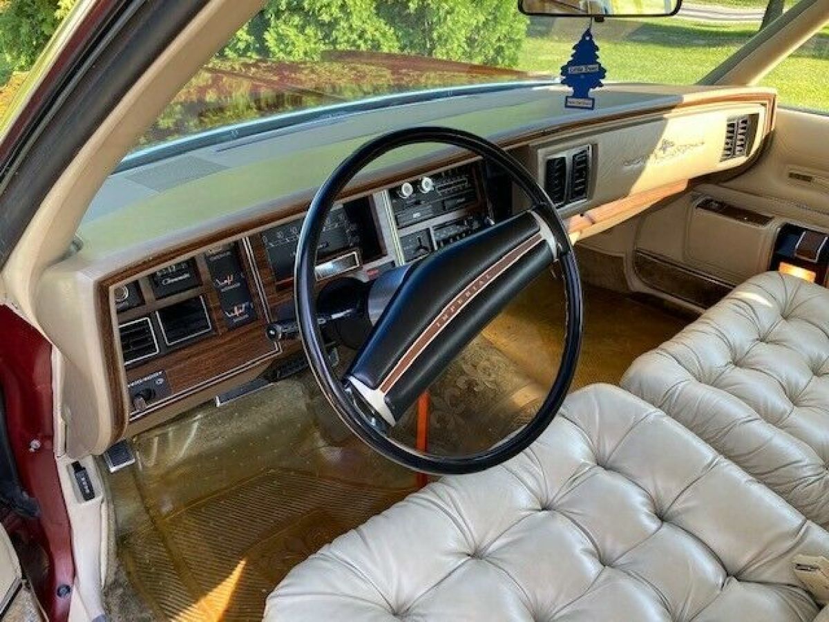 1974 Chrysler Imperial LeBaron - photo 8