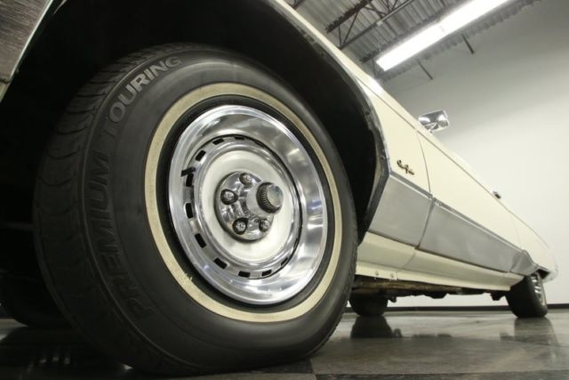 1974 Chrysler New Yorker Brougham -- - photo 10