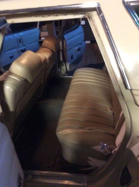 1974 Chrysler Town & Country Town & Country - photo 3