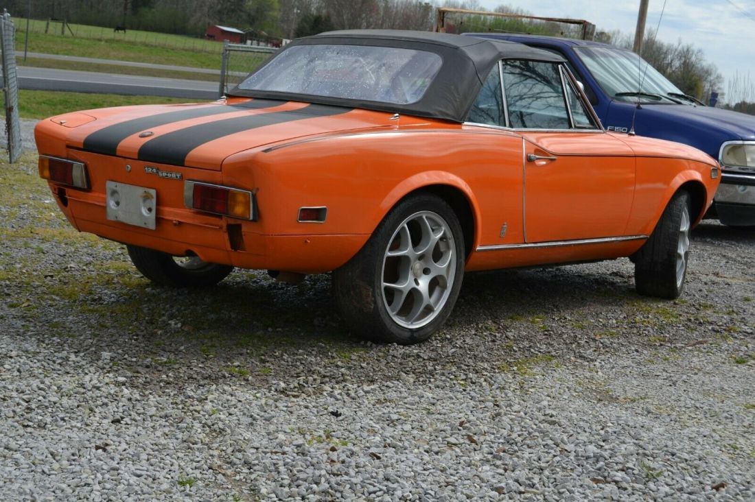 1974 Fiat 124 Spider Two Seater - photo 2