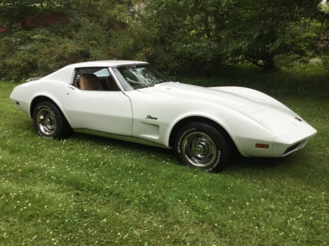 1974 CORVETTE 454 4 SPEED Matching Numbers. ORIGINAL SURVIVOR t-top 1974 Chevrolet Corvette STINGRAY SPORT COUPE