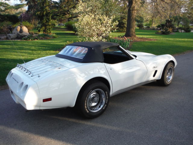 1974 Chevrolet Corvette Convertible - photo 2